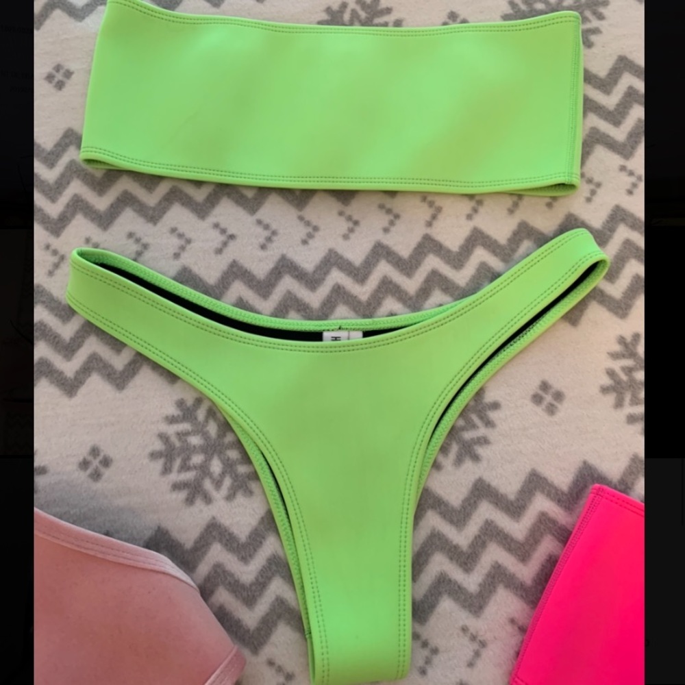 Hoaka Swimwear neon green